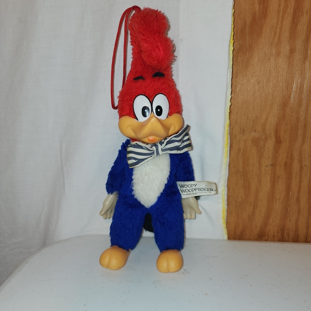 Vintage 1982 Collectibles Plush Woody Woodpecker Walter Lantz Stuffed Animal